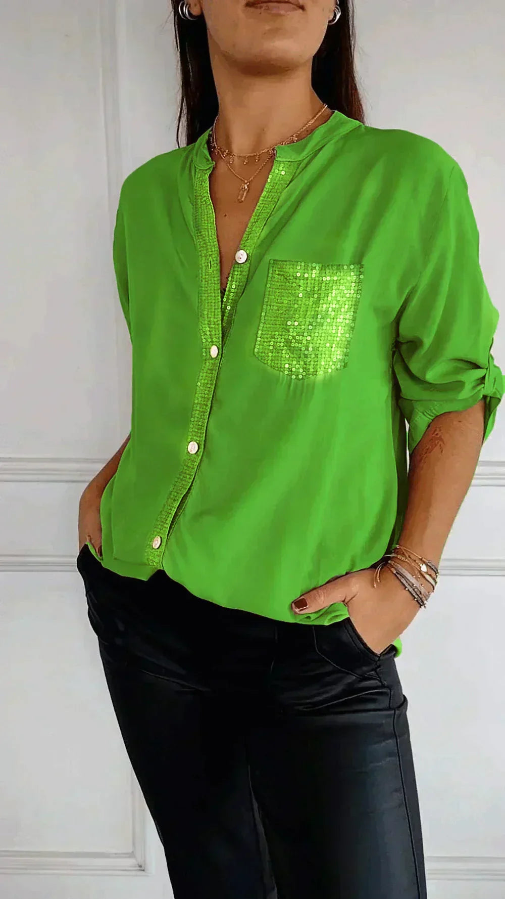 Jasmine women's V-neck sequin shirt
